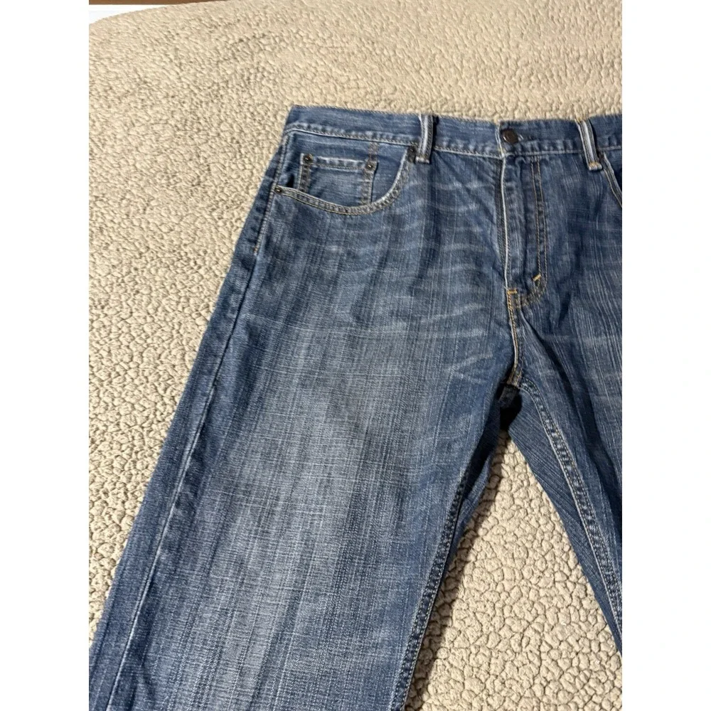 Levi's 559 Jeans Men's 38x30 Blue Light Wash Denim Relaxed Fit Straight Leg